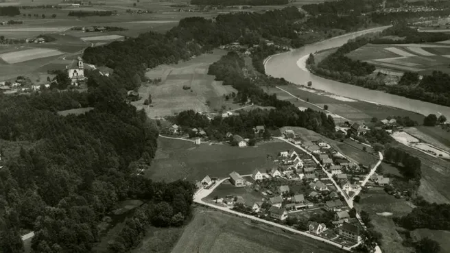 Luftaufnahme: Scheuerhof bei Raitenhaslach im Jahr 1960