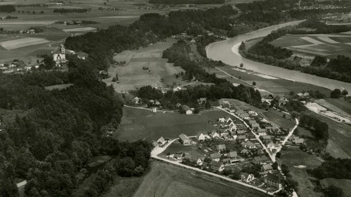 Aerial photograph: Scheuerhof near Raitenhaslach in the year 1960 