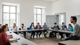 Seminarraum A203 Ingeborg Pohl mit Bestuhlung in U-Form und Studierenden der TUM