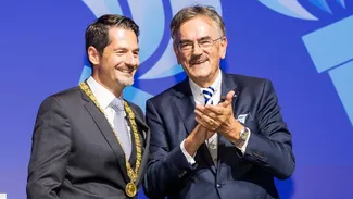 Leadership handover at TUM