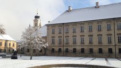 Das TUM Akademiezentrum Raitenhaslach im Winter
